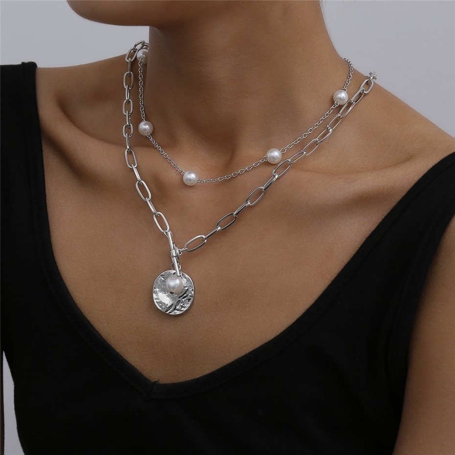 Women's Baroque Pearl Coin Pendant Women's Baroque Pearl Coin Pendant