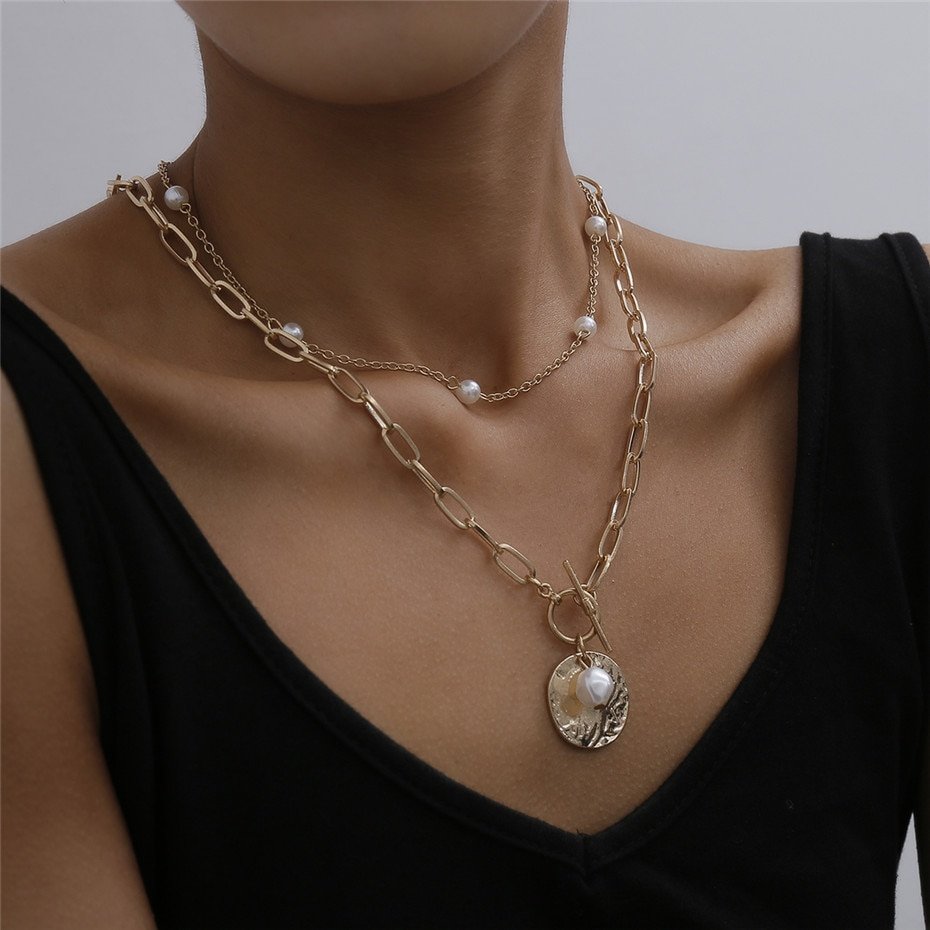 Women's Baroque Pearl Coin Pendant Women's Baroque Pearl Coin Pendant