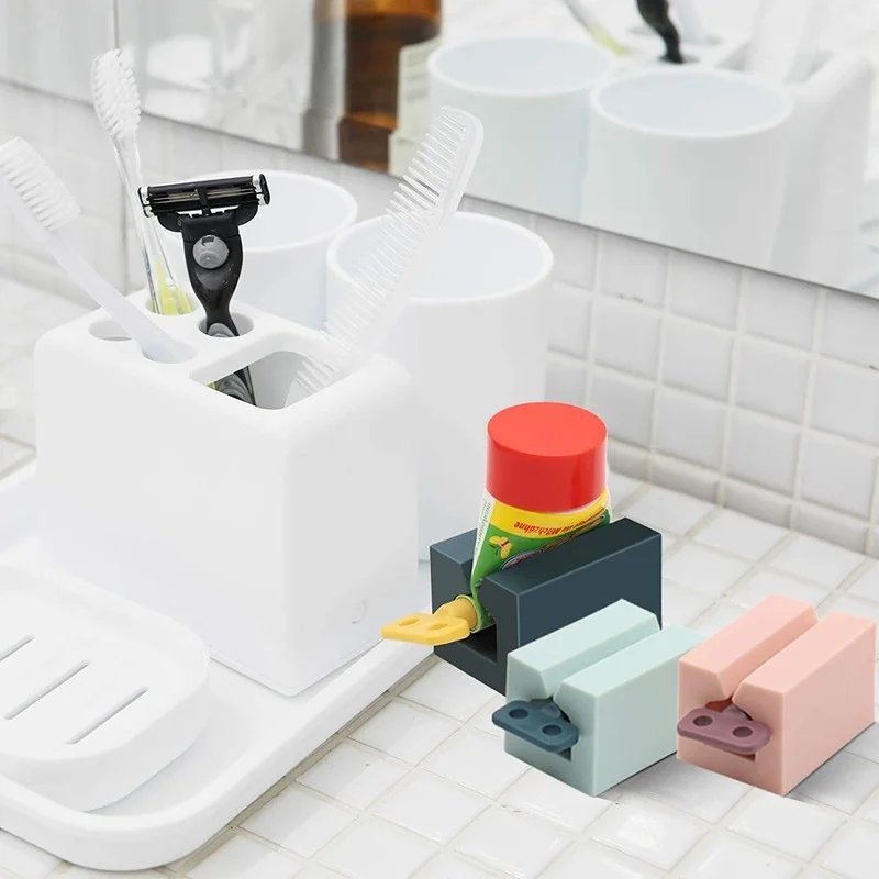 3Pcs Toothpaste Squeezer Rolling Tube, Toothpaste Seat Holder, Rotate Toothpaste Dispenser for Bathroom,  bathroom accessories