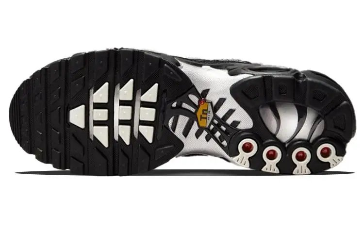 Nike Air Max Plus Black Suede Silver Sneakers shoes DQ0850-001