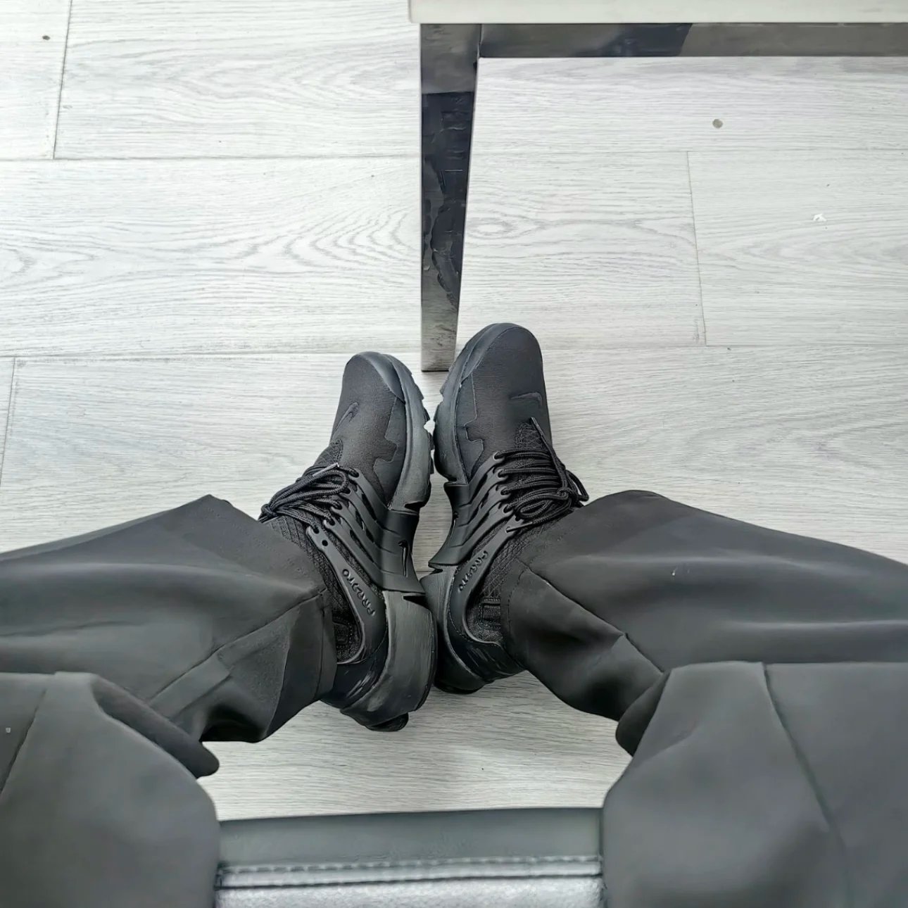 Nike Air Presto Mid Utility Triple Black Sneakers Shoes DC8751-003 With Original Box