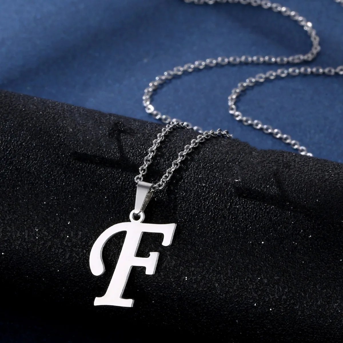 Fashion Letters A-Z Necklace for Women Men Stainless Steel High Quality English Alphabe Necklace A B C D E FGHIJKLMNOPQRSTUVWXYZ Fashion Letters A-Z Necklace for Women Men Stainless Steel High Quality English Alphabe Necklace A B C D E FGHIJKLMNOPQRSTUVWXYZ