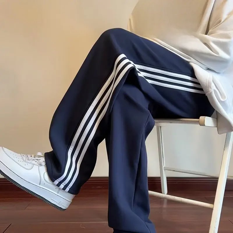 Three-bar straight pants navy blue