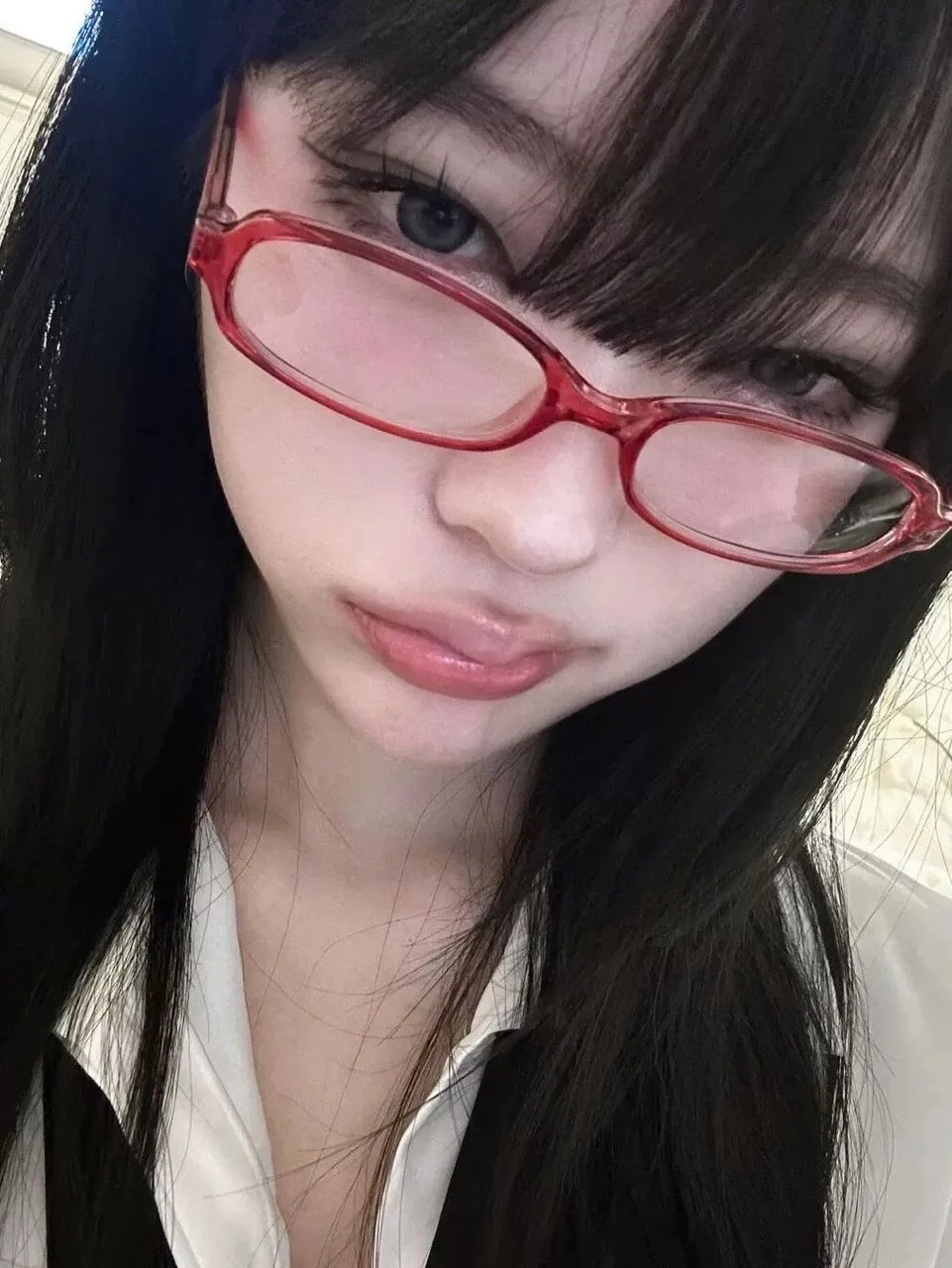 2024 Girls Y2K Red Green Frame Glass Retro Oval Glasses Eyewear Decorative Computer Anti-blue Eyeglasses with Seaside Driving