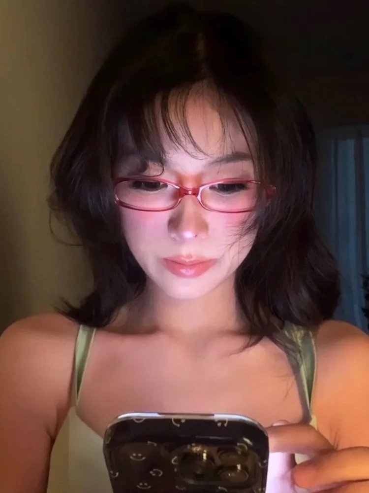 2024 Girls Y2K Red Green Frame Glass Retro Oval Glasses Eyewear Decorative Computer Anti-blue Eyeglasses with Seaside Driving