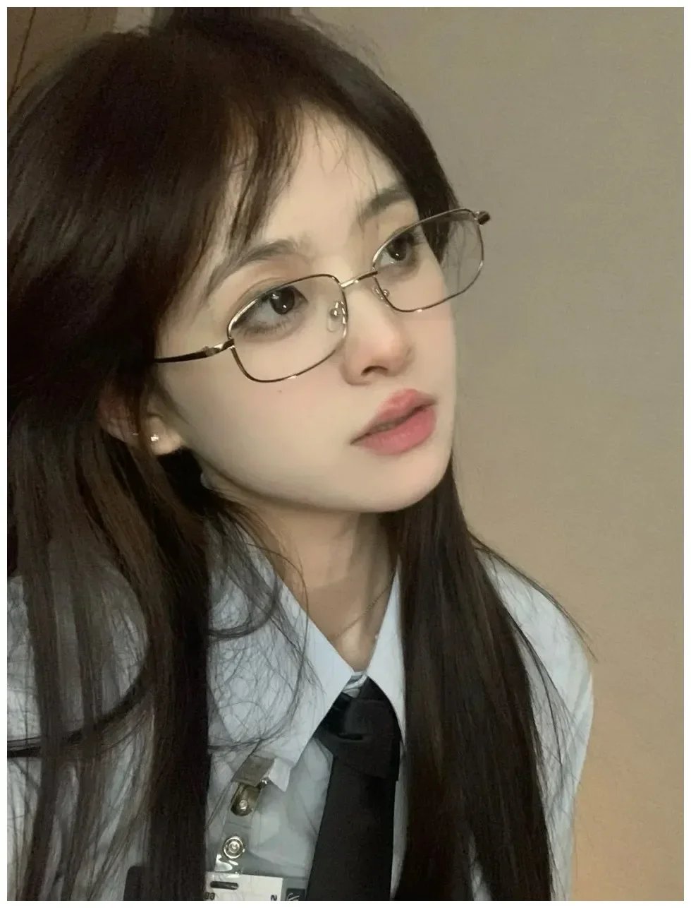 Y2K Harajuku Small Square Frame Glasses Women Retro Metal Eyeglasses Clear Reading Spectacle Blue Light Blocking Eyewear Y2K Harajuku Small Square Frame Glasses Women Retro Metal Eyeglasses Clear Reading Spectacle Blue Light Blocking Eyewear