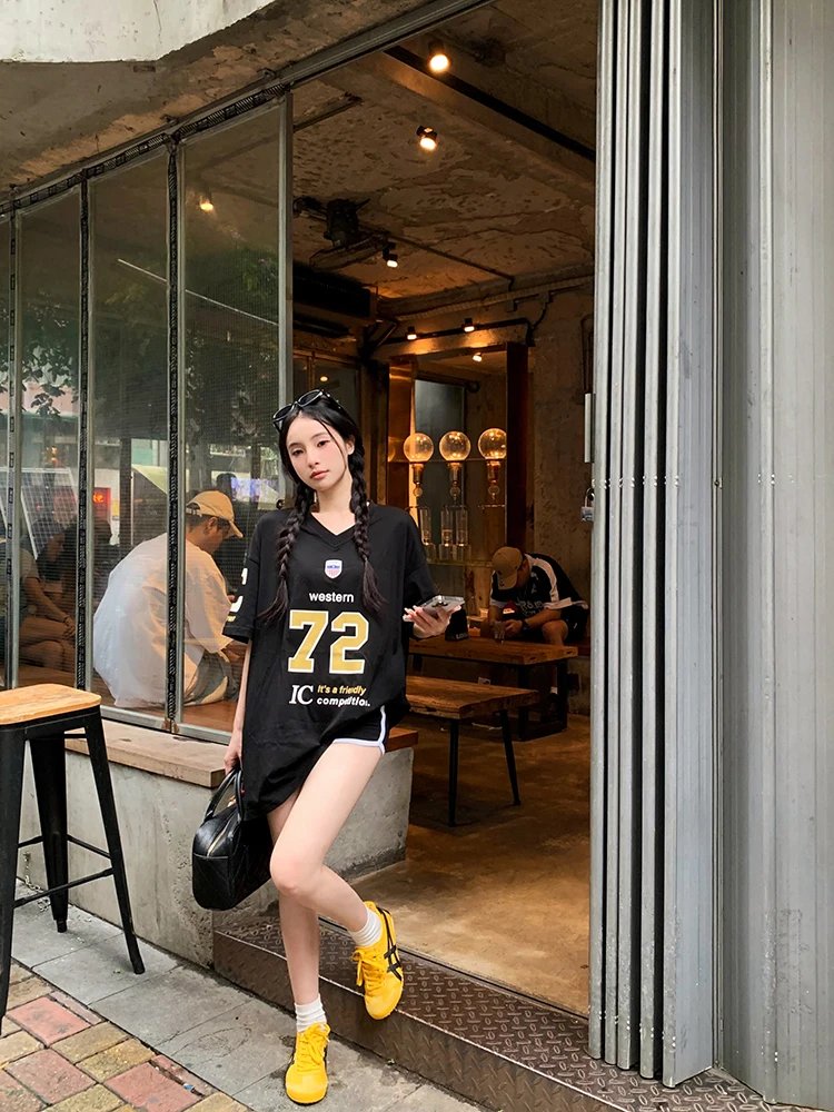 ADAgirl Sports Letter Graphic T Shirts for Women Short Shoulder Contrast V-neck Loose Tops Streetwear Football Clothes Summer ADAgirl Sports Letter Graphic T Shirts for Women Short Shoulder Contrast V-neck Loose Tops Streetwear Football Clothes Summer