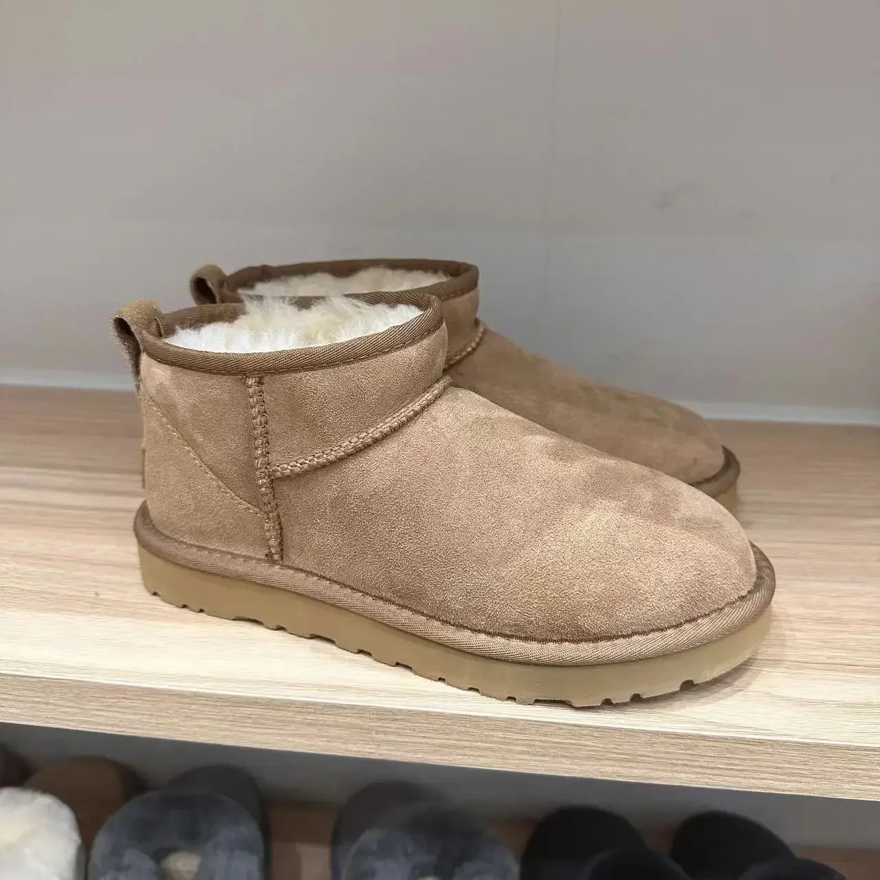 2024 New Classic Thickened Fluff Women's Snow Boots, Fashionable and Warming Winter Ankle Shoes for Ladies 2024 New Classic Thickened Fluff Women's Snow Boots, Fashionable and Warming Winter Ankle Shoes for Ladies