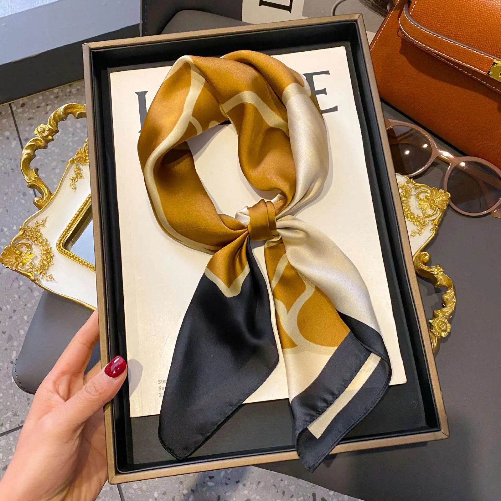 Fashion Luxury Brand 70cm Silk Square Scarf Women Satin Neck Tie Female Hair Bandana Headkerchief Shawl Wrap Hijab Echarpe Fashion Luxury Brand 70cm Silk Square Scarf Women Satin Neck Tie Female Hair Bandana Headkerchief Shawl Wrap Hijab Echarpe