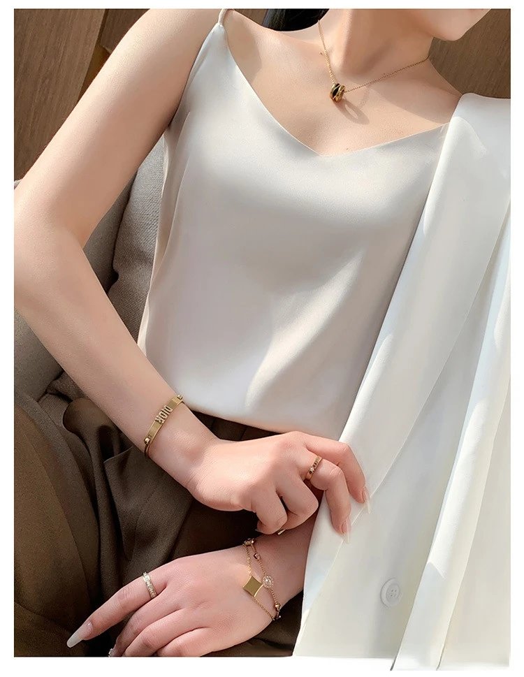 Fashion Silky Camisole Women's Inner With White Bottoming Satin Top Summer V-neck Thin Section