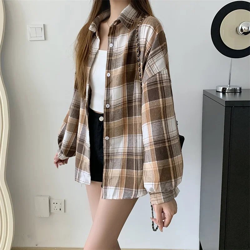 Plaid Shirt Women Autumn Long Sleeve Top Female Vintage Fashion Single Breasted Blouse Ladies Preppy Style Loose Check Shirts Plaid Shirt Women Autumn Long Sleeve Top Female Vintage Fashion Single Breasted Blouse Ladies Preppy Style Loose Check Shirts