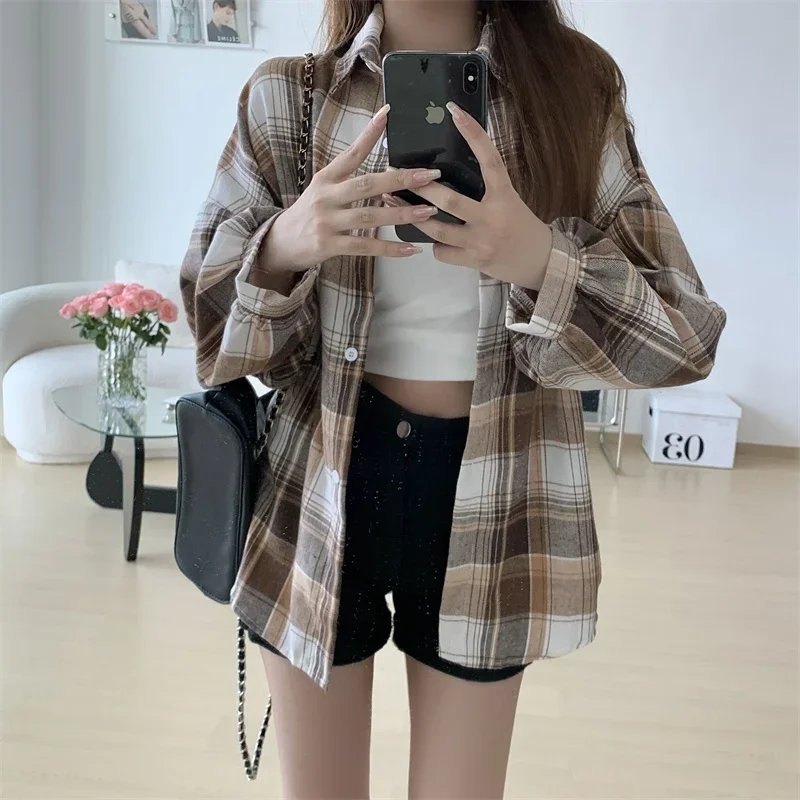 Plaid Shirt Women Autumn Long Sleeve Top Female Vintage Fashion Single Breasted Blouse Ladies Preppy Style Loose Check Shirts Plaid Shirt Women Autumn Long Sleeve Top Female Vintage Fashion Single Breasted Blouse Ladies Preppy Style Loose Check Shirts