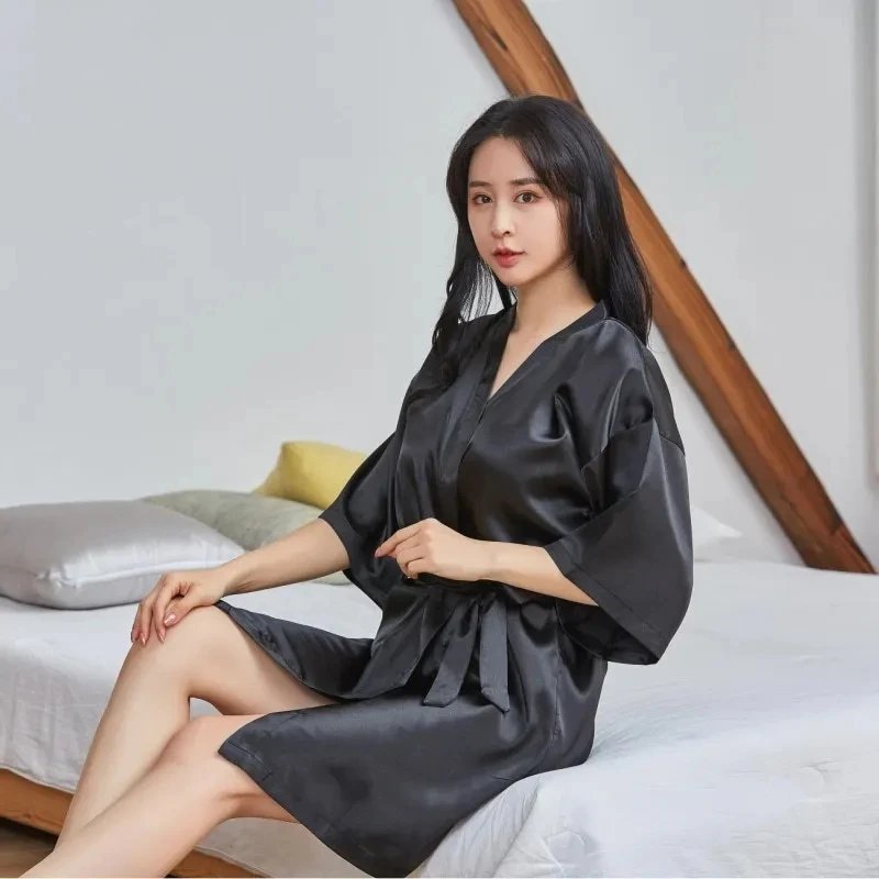 Women Silk Satin Short Night Robe Solid Kimono Robe Fashion Bath Robe Sexy Bathrobe Peignoir Femme Wedding Bride Bridesmaid Robe Women Silk Satin Short Night Robe Solid Kimono Robe Fashion Bath Robe Sexy Bathrobe Peignoir Femme Wedding Bride Bridesmaid Robe