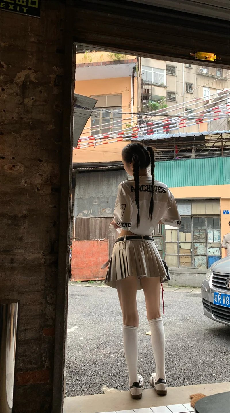 ADAgirl Y2k Sports Women's Oversize T-shirts Hip Hop Number Graphic Short Sleeve Tops Silvery Quick Drying Casual Basketball Tee