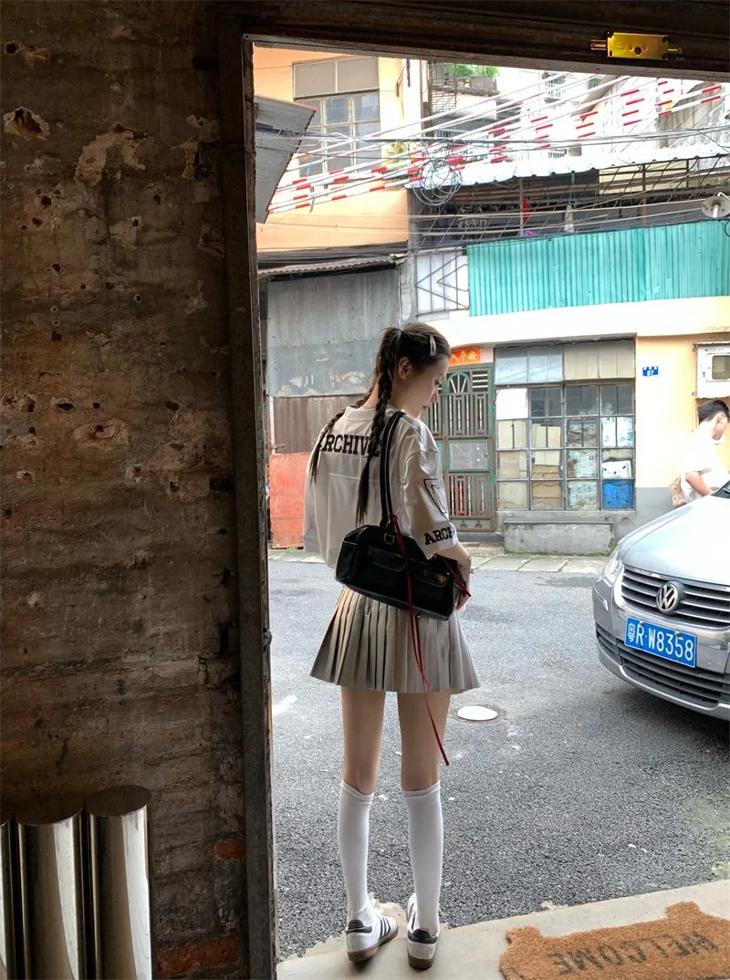 ADAgirl Y2k Sports Women's Oversize T-shirts Hip Hop Number Graphic Short Sleeve Tops Silvery Quick Drying Casual Basketball Tee