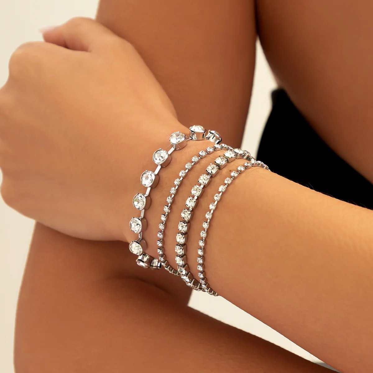 4pcs Set Imitation Pearl Chain Beaded Bracelet for Women New Temperament Gold Color Stainless Steel Bangle Jewelry Accessories 4pcs Set Imitation Pearl Chain Beaded Bracelet for Women New Temperament Gold Color Stainless Steel Bangle Jewelry Accessories