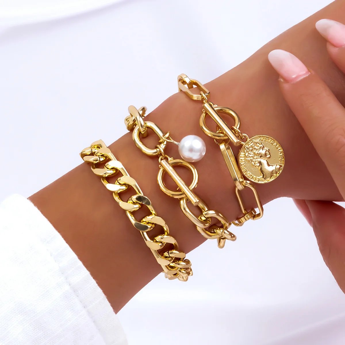 4pcs Set Imitation Pearl Chain Beaded Bracelet for Women New Temperament Gold Color Stainless Steel Bangle Jewelry Accessories 4pcs Set Imitation Pearl Chain Beaded Bracelet for Women New Temperament Gold Color Stainless Steel Bangle Jewelry Accessories