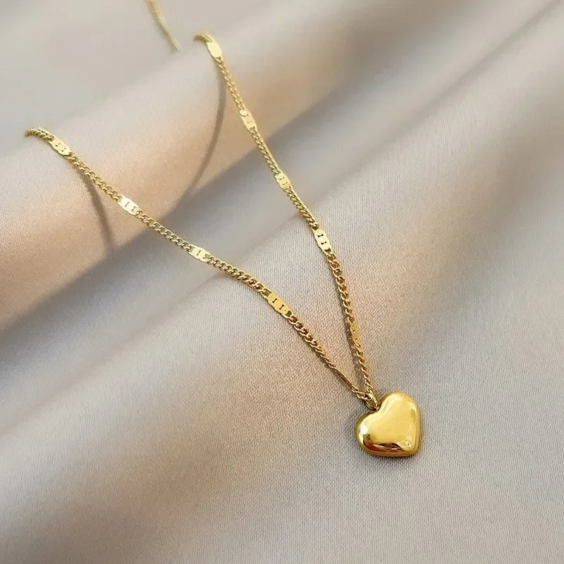New Cross-border Couple Cavicle Chain Geometric Heart-shaped Light Luxury Temperament Simple Sweet Love Pendant Necklace Jewelry New Cross-border Couple Cavicle Chain Geometric Heart-shaped Light Luxury Temperament Simple Sweet Love Pendant Necklace Jewelry