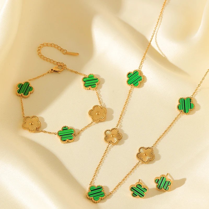 EILIECK 316L Stainless Steel Black Five Leaf Flower Pendant Necklace For Women Fashion Two-Sided Clover Neck Chain Jewelry Gift