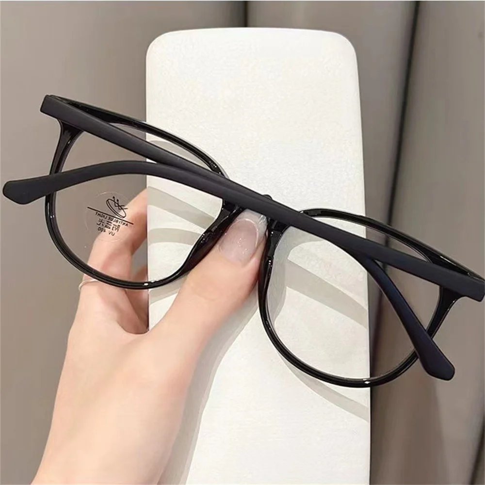 Fashion Anti-blue Light Glasses for Men Women Casual Retro Ultra-light Transparent Big Frame Computer Reading Flat Glasses Fashion Anti-blue Light Glasses for Men Women Casual Retro Ultra-light Transparent Big Frame Computer Reading Flat Glasses