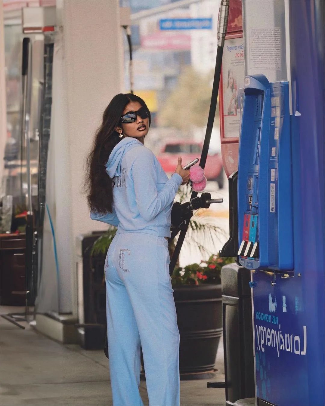 Diamond Letter Hoodie Velvet Tracksuit 2-Piece Set Rhinestone Zipper Crop Top+High Waist Jogging Sports Pants 2PCS Velour Sets Diamond Letter Hoodie Velvet Tracksuit 2-Piece Set Rhinestone Zipper Crop Top+High Waist Jogging Sports Pants 2PCS Velour Sets