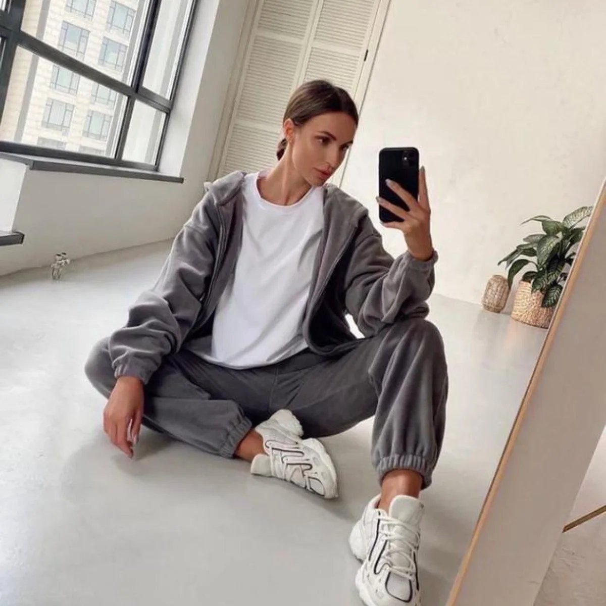 2022 Casual Women Fleece Hoodie Two Piece Sets Hooded Zipper Outerwear And Harem Pant Suit Winter Fashion Streetwear Tracksuit