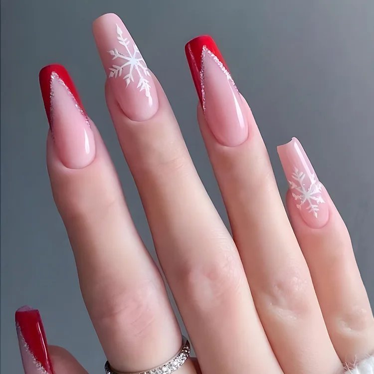 Christmas Press on False Nails Snow Print Fashion Tip Fake Nail 24 Pcs/Set Women Stick on Nail Art Acrylic Red & White Nails