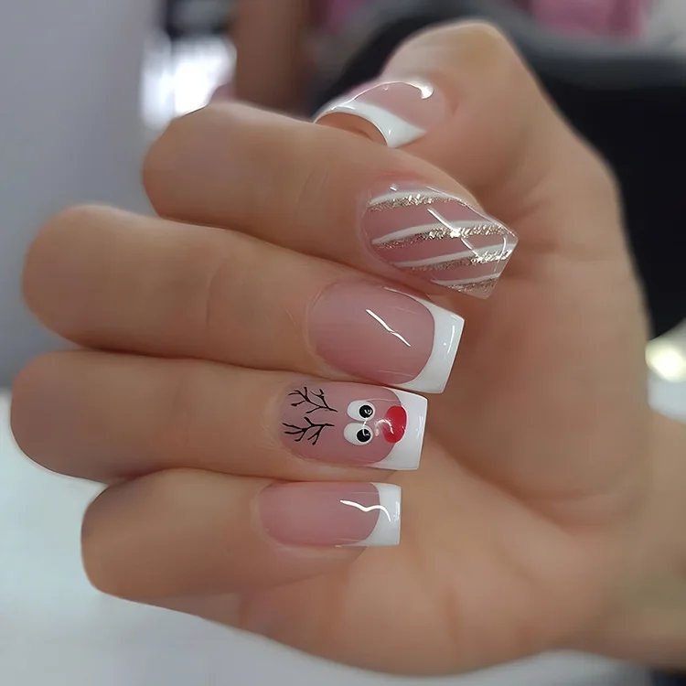 Christmas Press on False Nails Snow Print Fashion Tip Fake Nail 24 Pcs/Set Women Stick on Nail Art Acrylic Red & White Nails