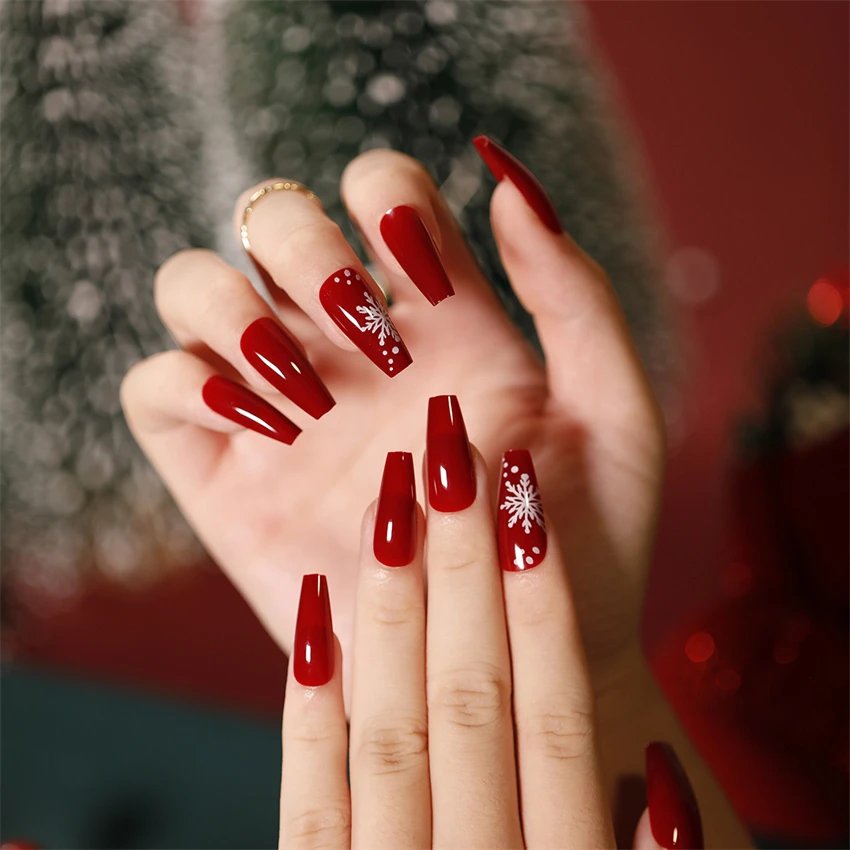 24Ps/Set Christmas Series Wearing False Nails Christmas Tree Hat Bell Design Almond Fake Nails Art Full Cover Stick on Nails tip