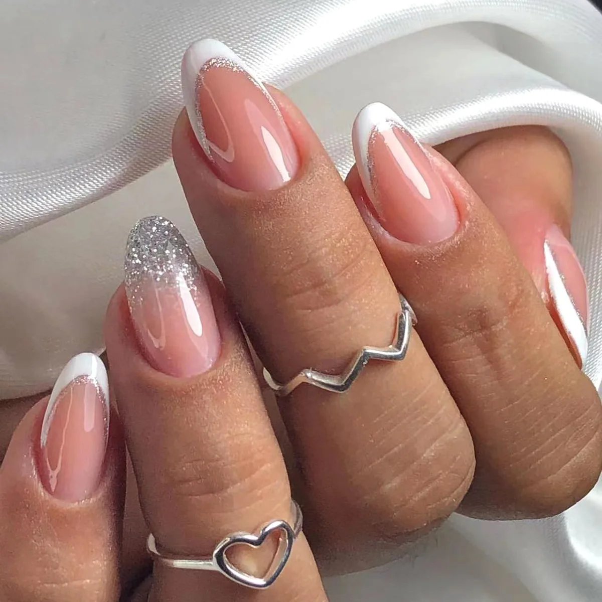 24Pcs Red Heart Nails Fake Wearable Long Almond False Nails Art Acrylic Press on Nails Full Coverage Removable French Fake Nail