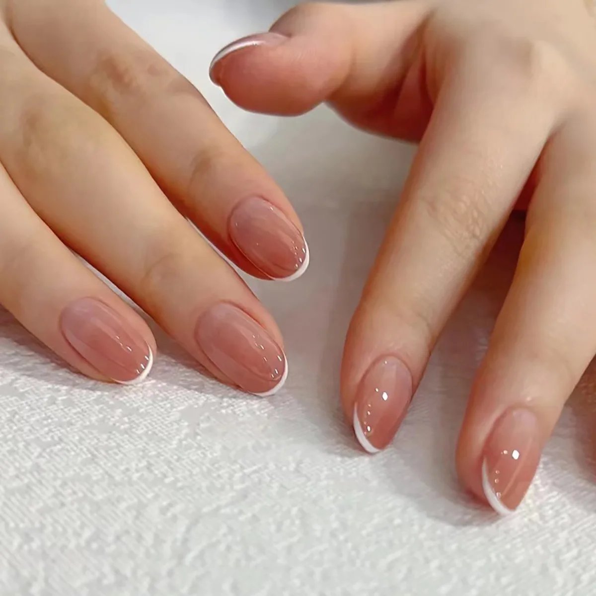 24Pcs Red Heart Nails Fake Wearable Long Almond False Nails Art Acrylic Press on Nails Full Coverage Removable French Fake Nail
