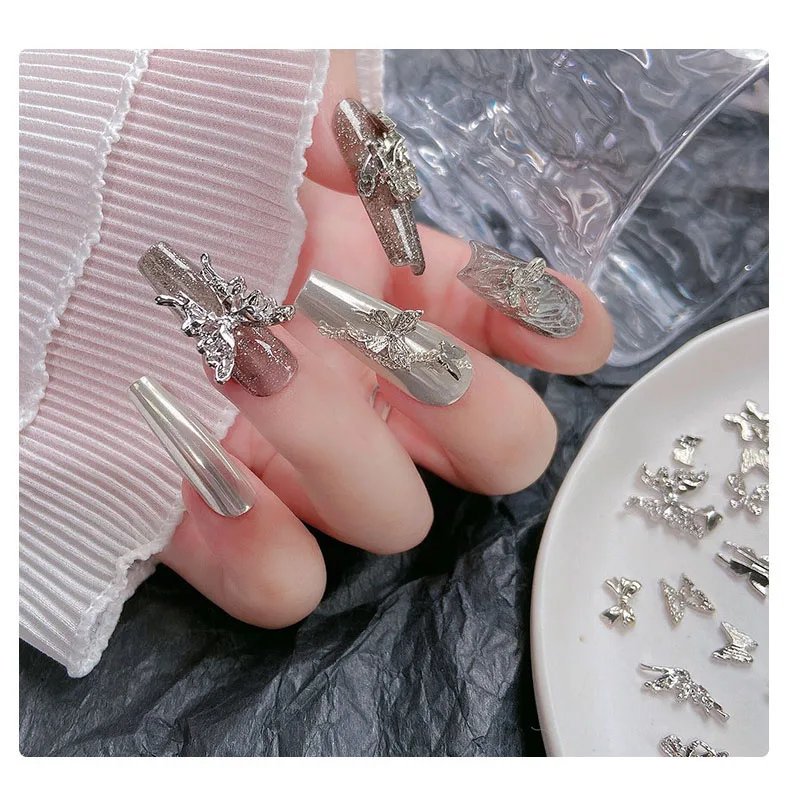 50/60Pcs/lot 3D Butterfly Alloy Nail Charms Bow-knot Design Jewelry Luxury Gold Silver Hollow Nail Art Decoration Accessory Bulk