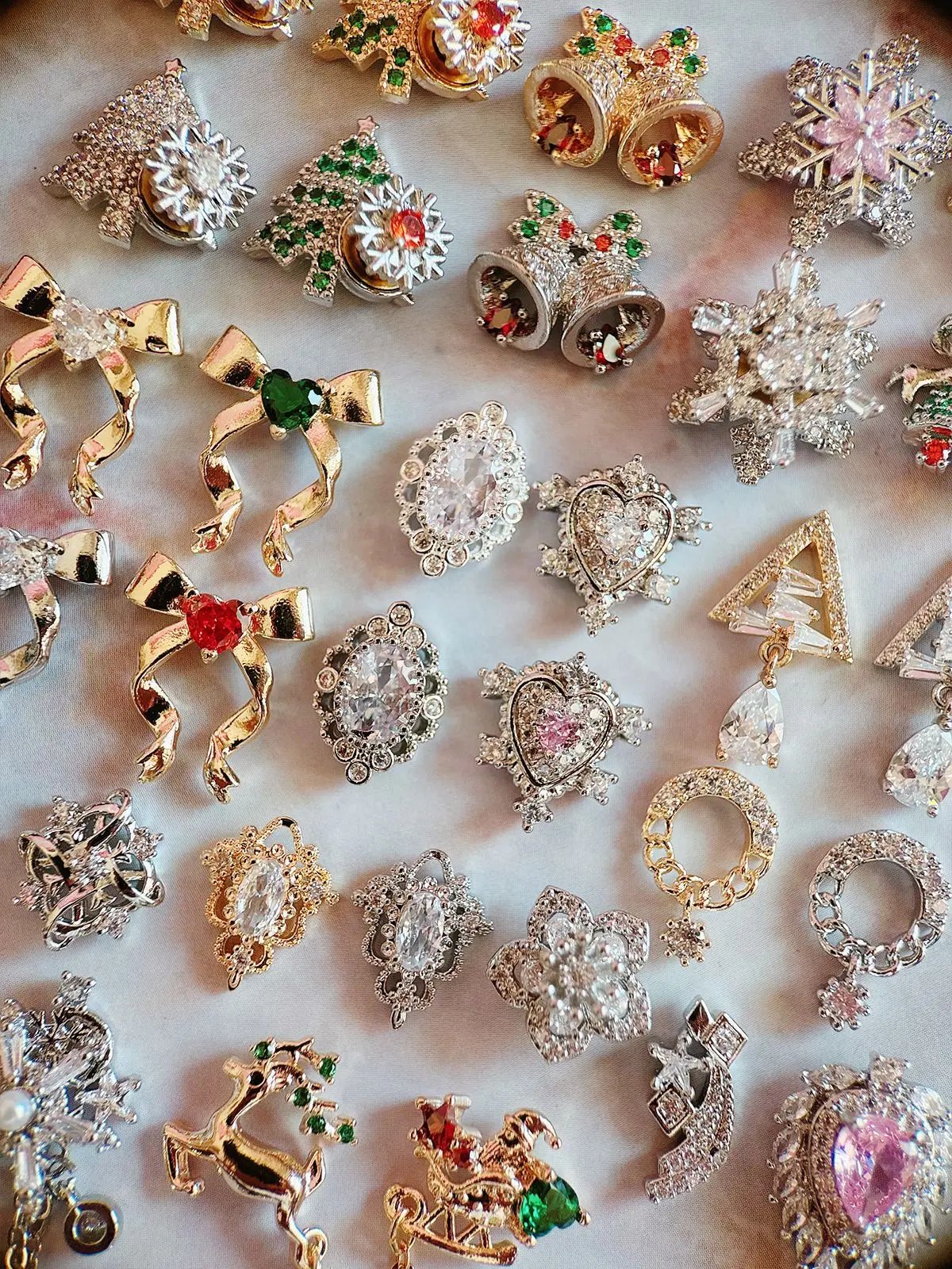 10pcs Xmas Christmas Tree Rotating Snowflakes Zircon Nail Art Manicure Nails Accessories DIY Nail Decorations Supplies Charms 10pcs Xmas Christmas Tree Rotating Snowflakes Zircon Nail Art Manicure Nails Accessories DIY Nail Decorations Supplies Charms