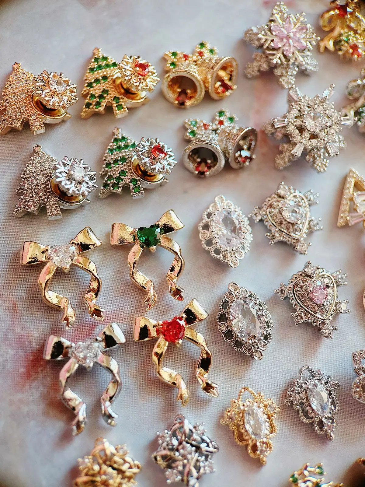 10pcs Xmas Christmas Tree Rotating Snowflakes Zircon Nail Art Manicure Nails Accessories DIY Nail Decorations Supplies Charms 10pcs Xmas Christmas Tree Rotating Snowflakes Zircon Nail Art Manicure Nails Accessories DIY Nail Decorations Supplies Charms