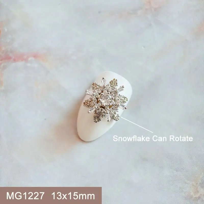 10pcs Xmas Christmas Tree Rotating Snowflakes Zircon Nail Art Manicure Nails Accessories DIY Nail Decorations Supplies Charms 10pcs Xmas Christmas Tree Rotating Snowflakes Zircon Nail Art Manicure Nails Accessories DIY Nail Decorations Supplies Charms