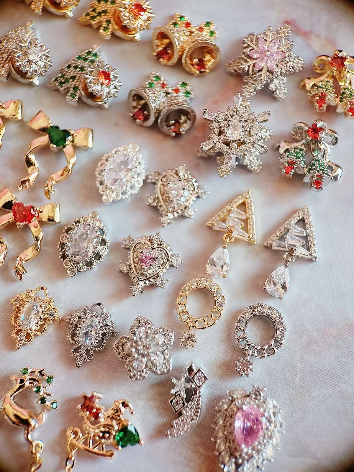 10pcs Xmas Christmas Tree Rotating Snowflakes Zircon Nail Art Manicure Nails Accessories DIY Nail Decorations Supplies Charms 10pcs Xmas Christmas Tree Rotating Snowflakes Zircon Nail Art Manicure Nails Accessories DIY Nail Decorations Supplies Charms