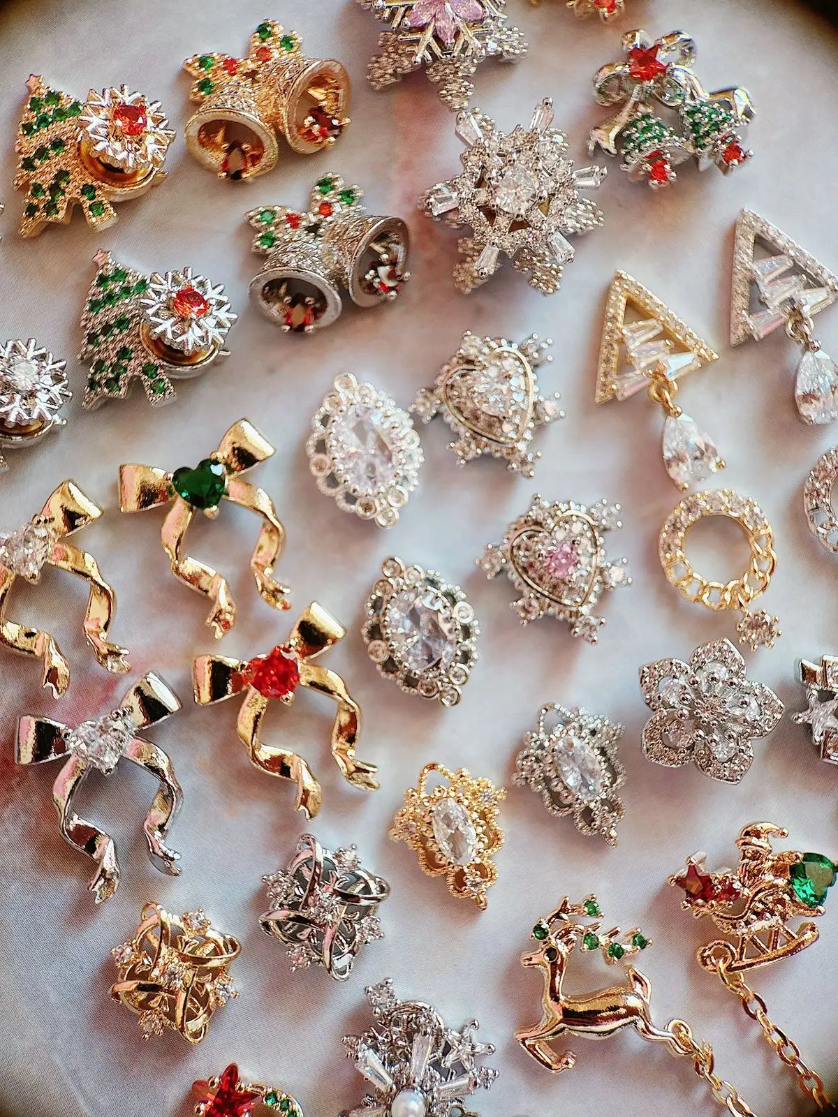 10pcs Xmas Christmas Tree Rotating Snowflakes Zircon Nail Art Manicure Nails Accessories DIY Nail Decorations Supplies Charms 10pcs Xmas Christmas Tree Rotating Snowflakes Zircon Nail Art Manicure Nails Accessories DIY Nail Decorations Supplies Charms